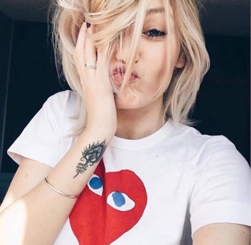 Comme Des Garçons Play Graphic Print Crew Neck Short Sleeves T-shirt In White