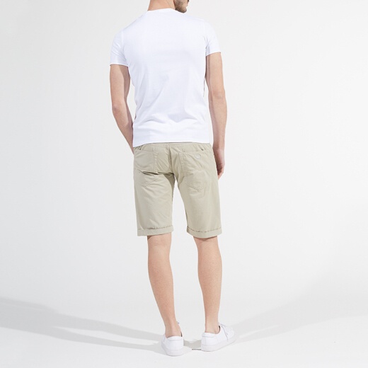 Armani Jeans Logo Detail Shorts In Nude