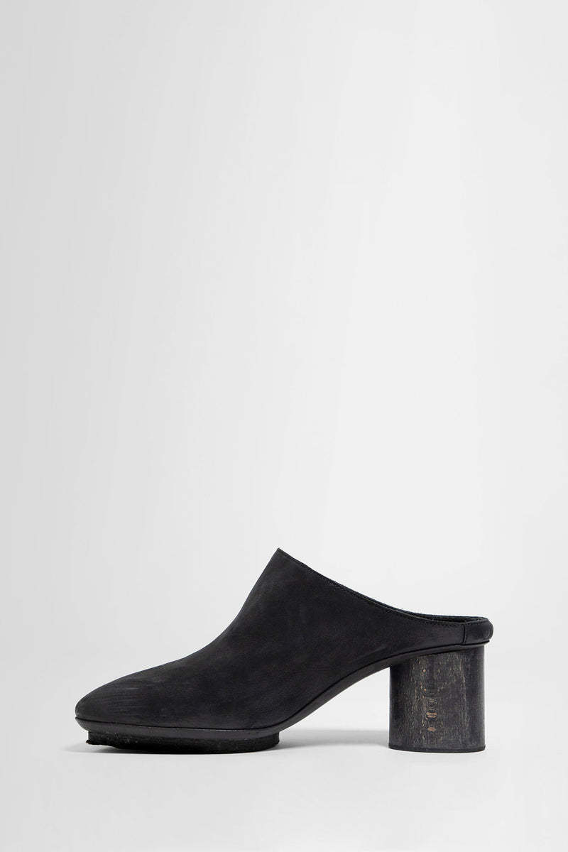 Uma Wang High-heeled Muller Shoes In Black