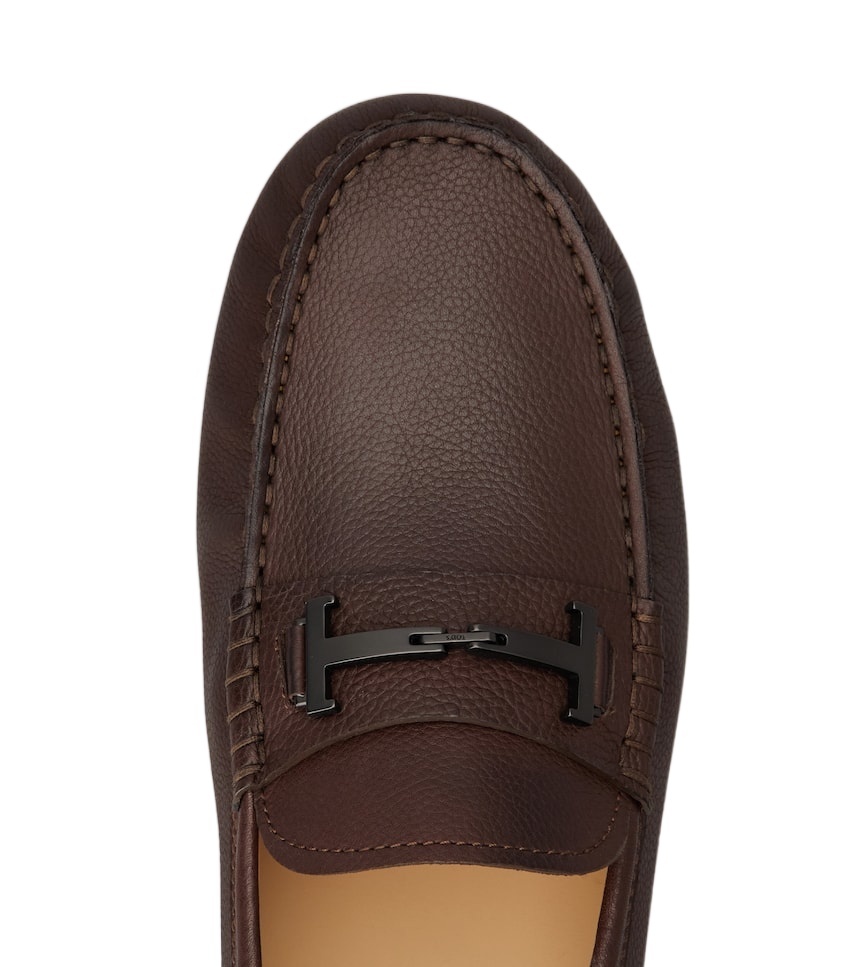 Tod's Gommino Stud-sole Loafers In Black