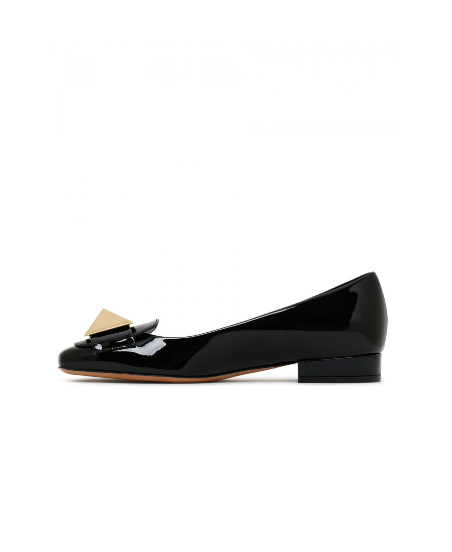 Valentino One Stud Patent Leather Ballerina Shoes In Black