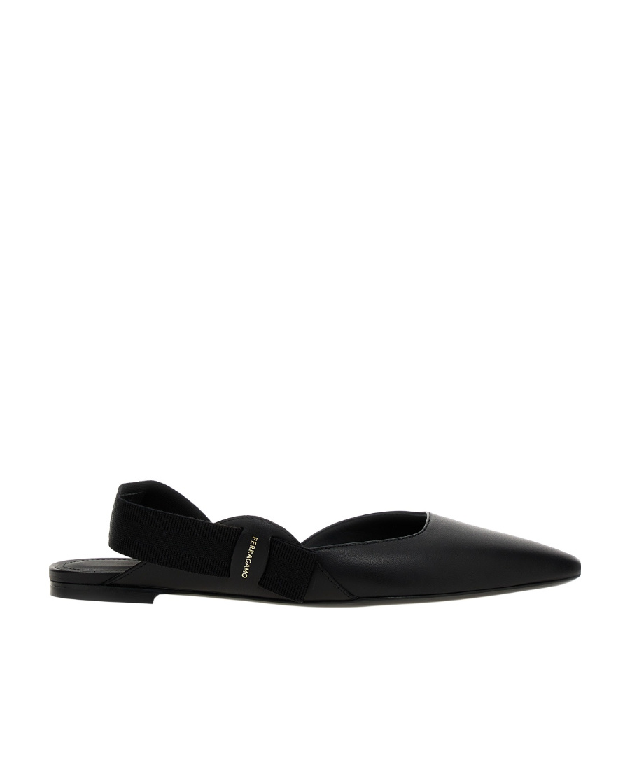 Ferragamo Logo Flat Shoes In Black