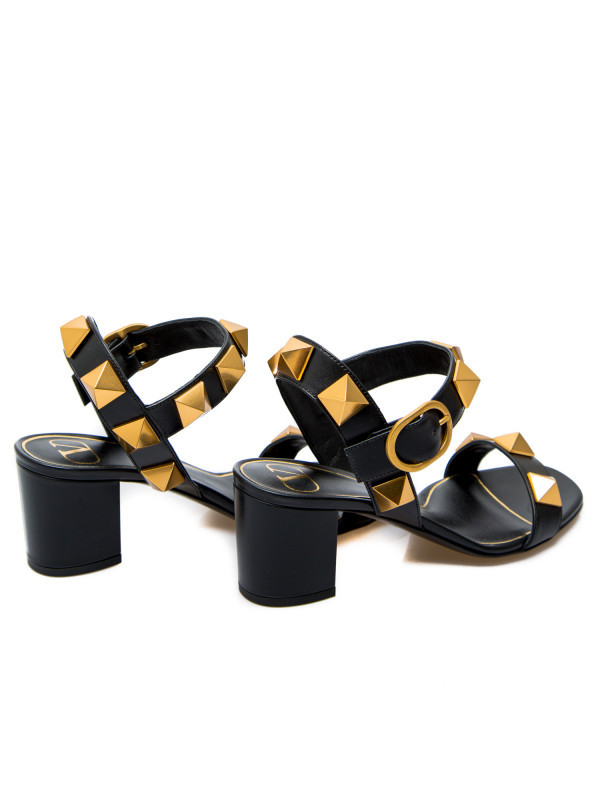 Valentino Roman Stud 60mm Block-heel Sandals In Black