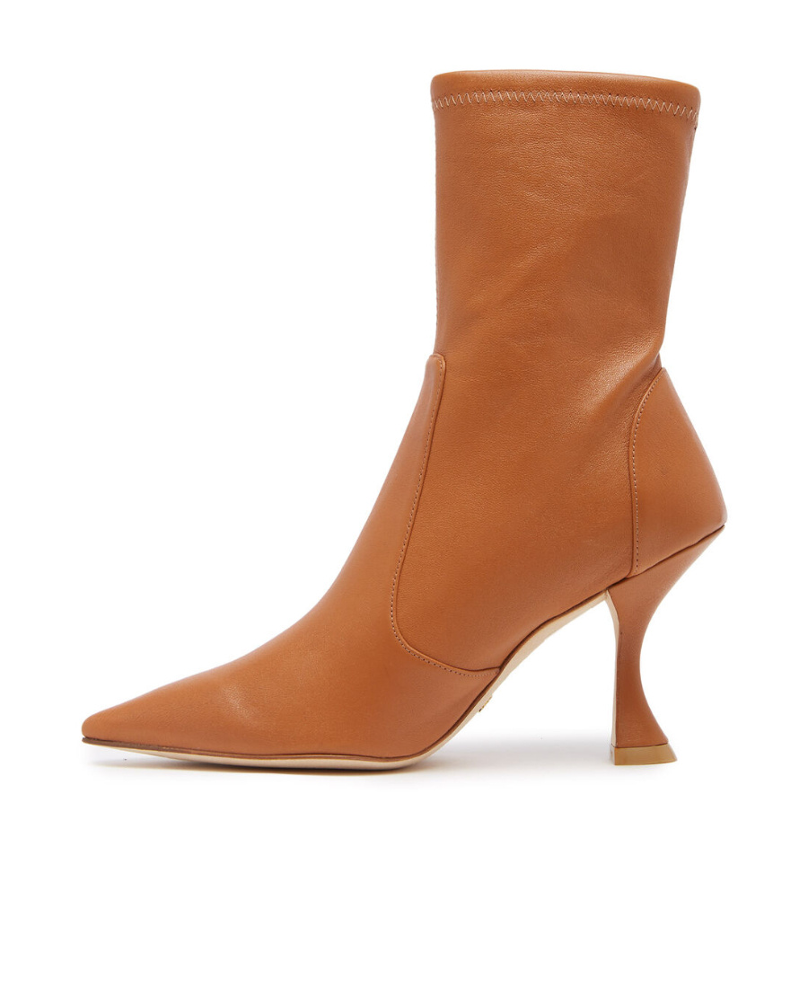 Stuart Weitzman Pointy Thin-heeled Boots