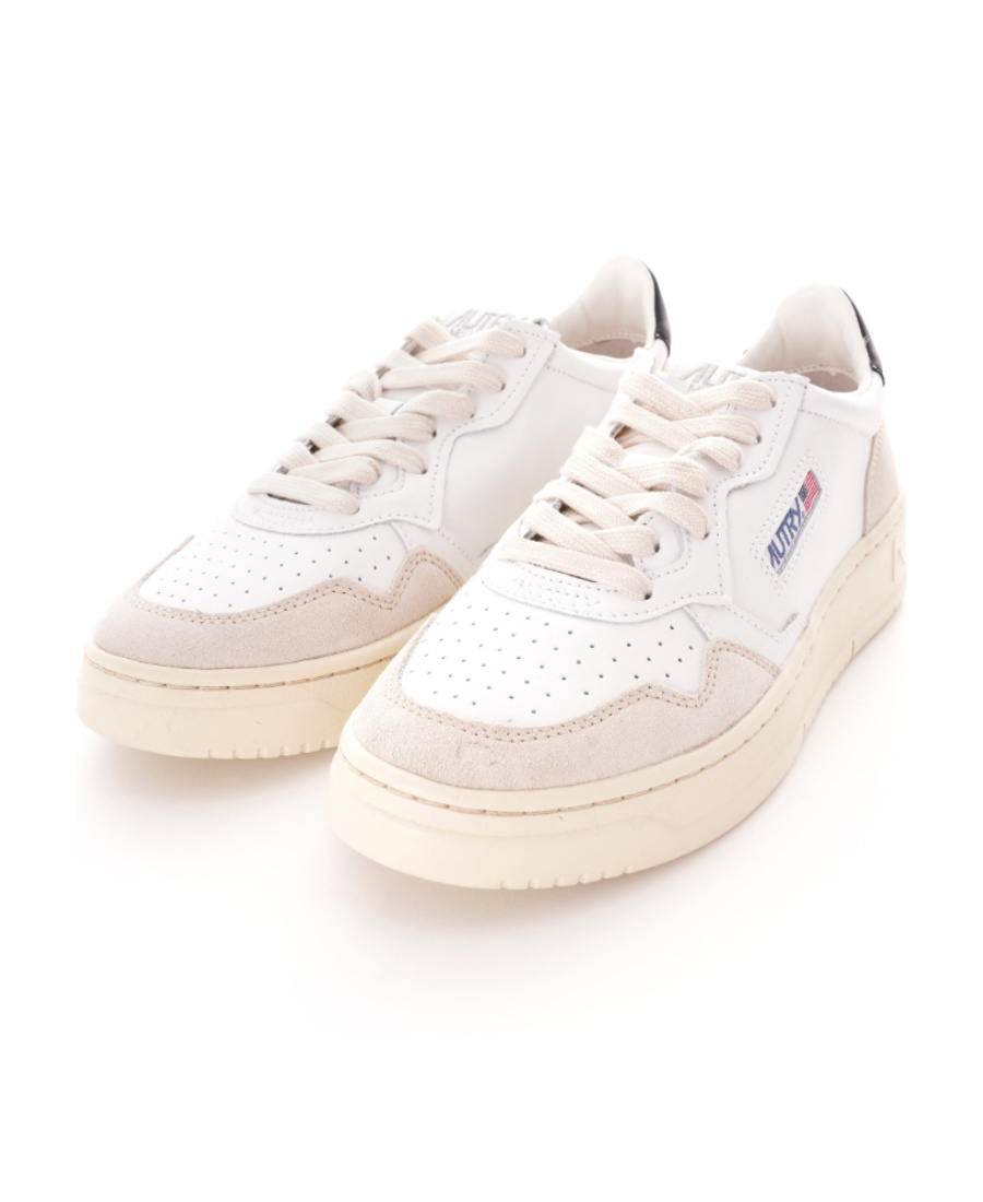 Autry Medalist Low-top Sneakers In White