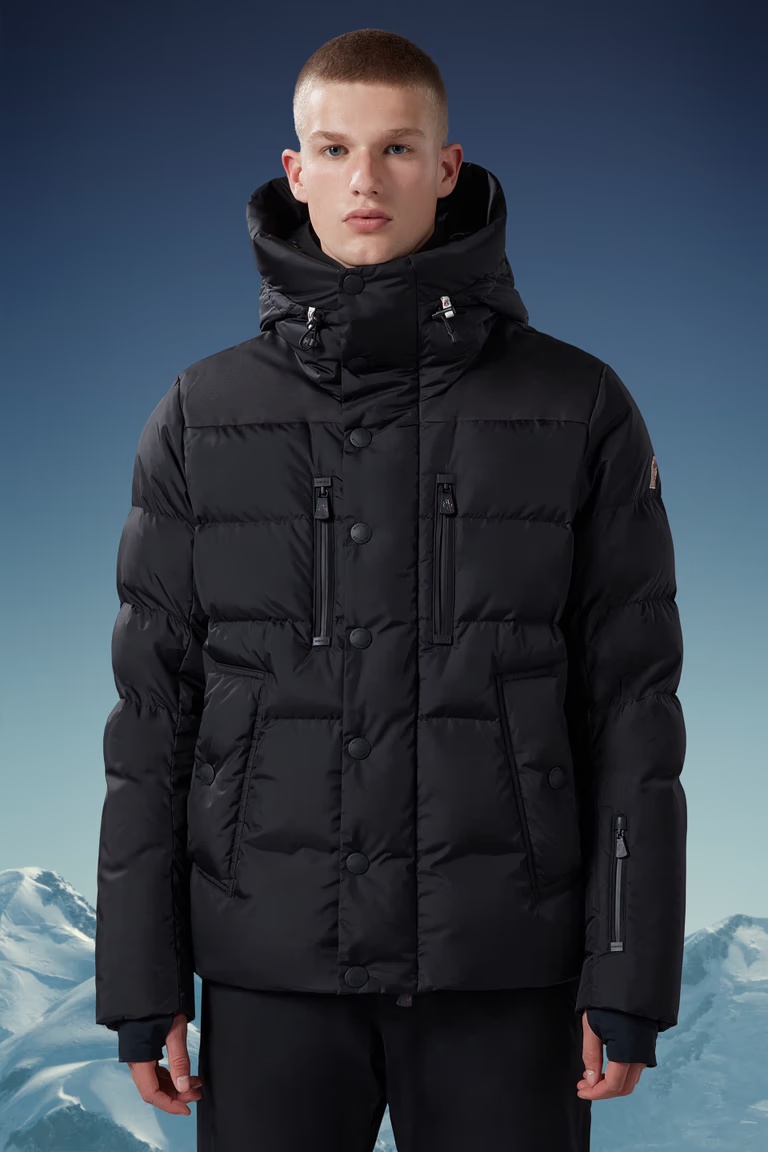 Moncler Rodenberg Ski Jacket In Black