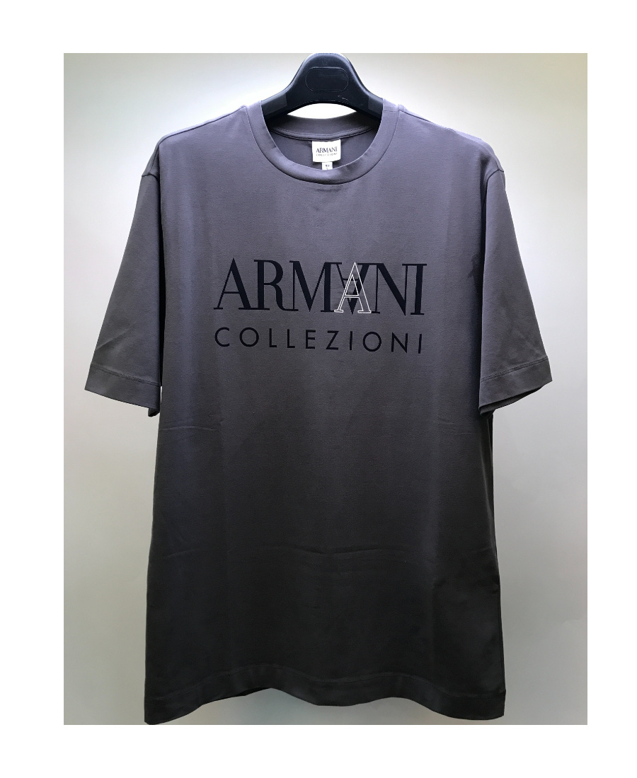 Shop Armani Collezioni Logo Details Short-sleeved T-shirt In Black