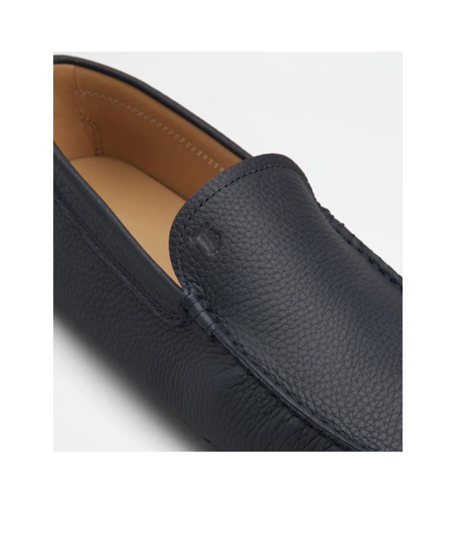 Tod's Gommino Leather Loafers In Black