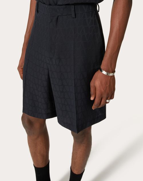 Valentino Bermuda Shorts In Silk With All-over Toile Iconographe Pattern In Black