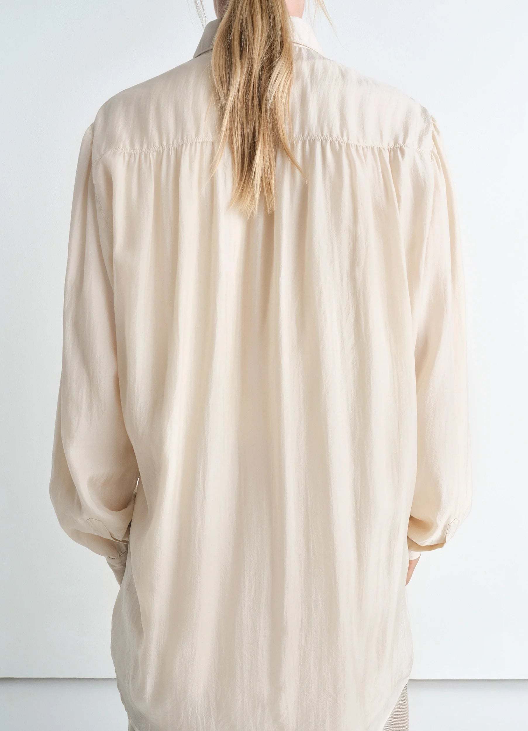 Lemaire Light Pointed Collar Shirt In Powder Blush
