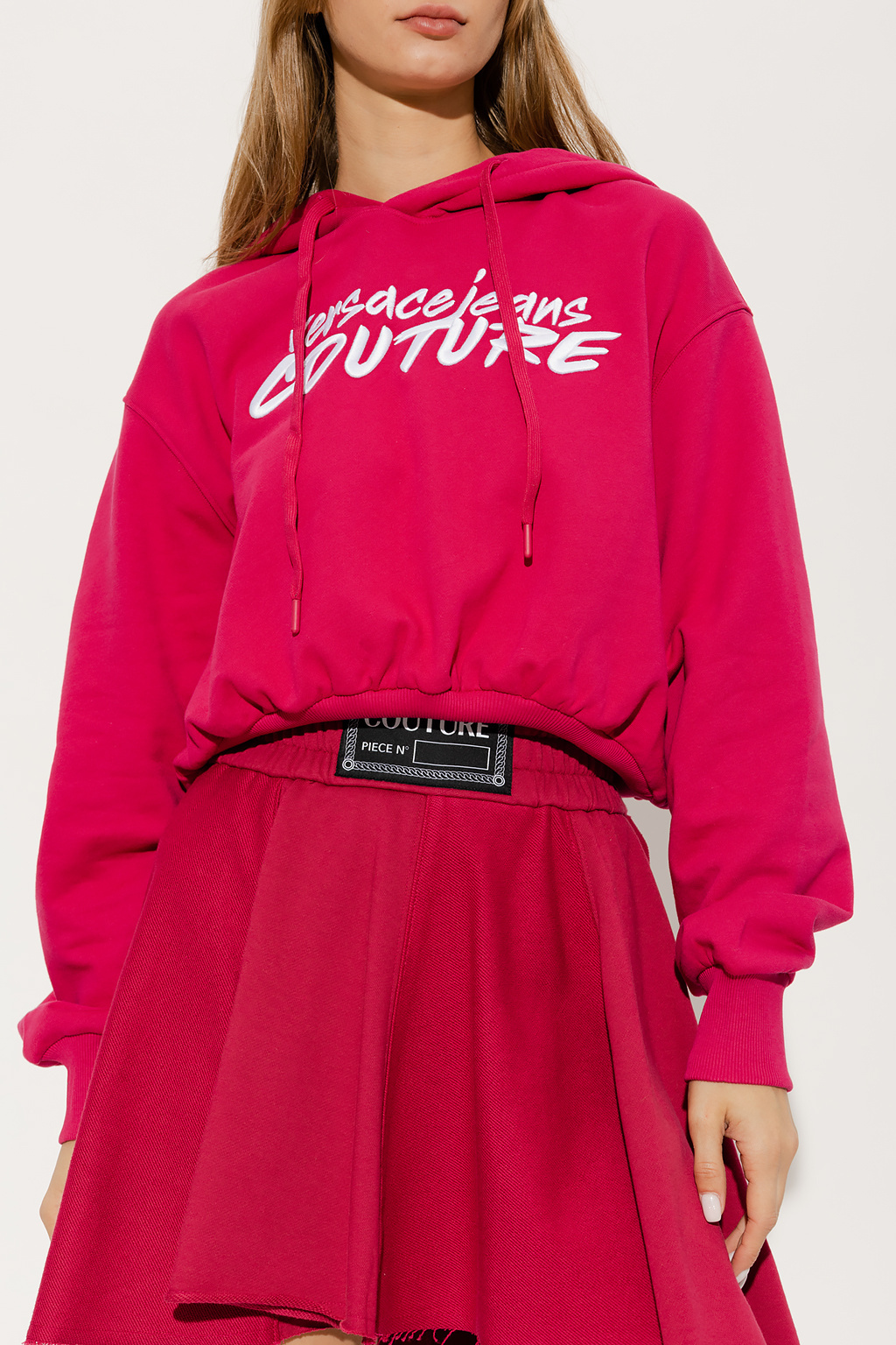 Versace Jeans Logo-embroidered Cropped Hoodie In Red