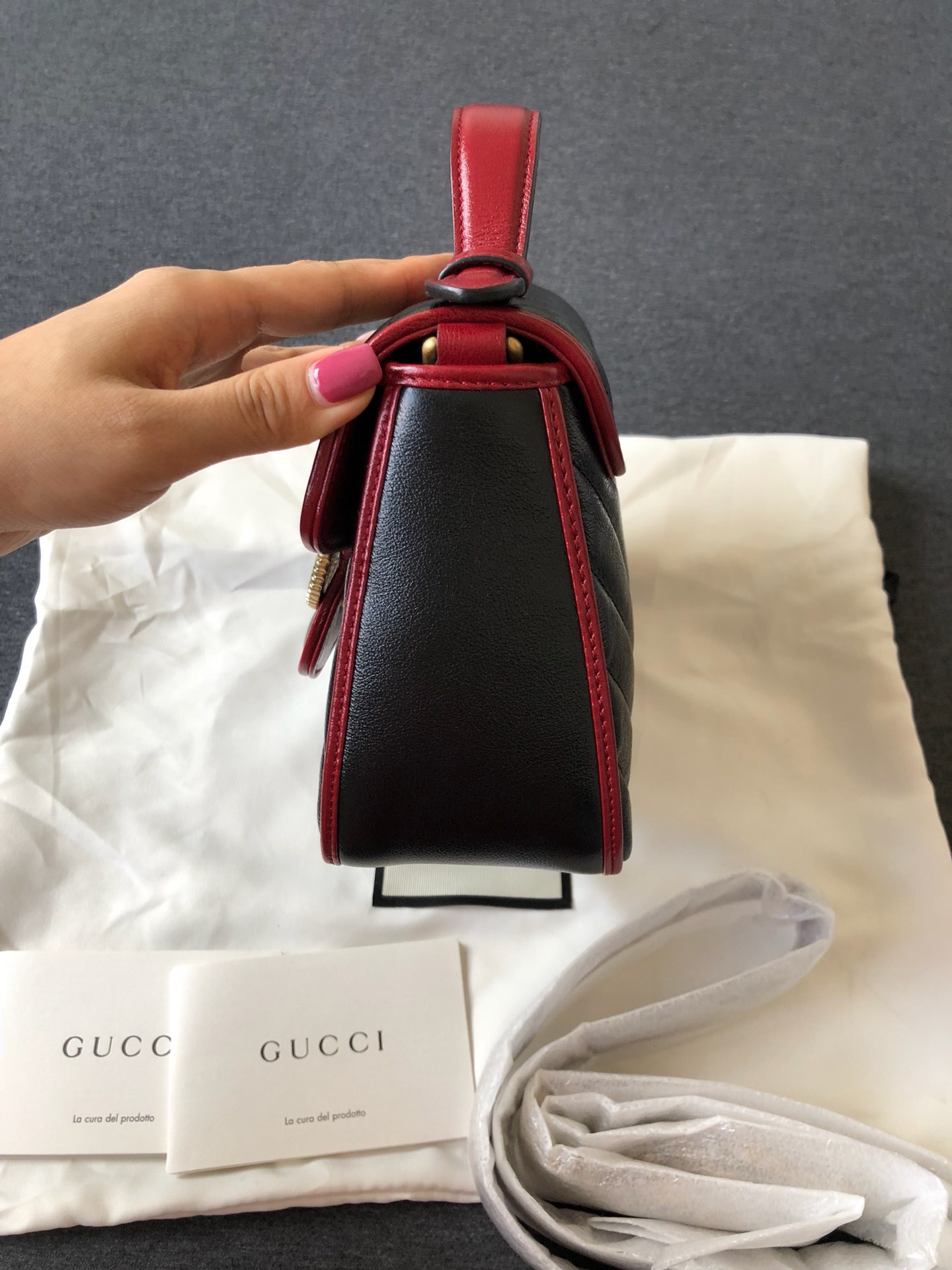 Gucci Gg Marmont Shoulder Bag In Black