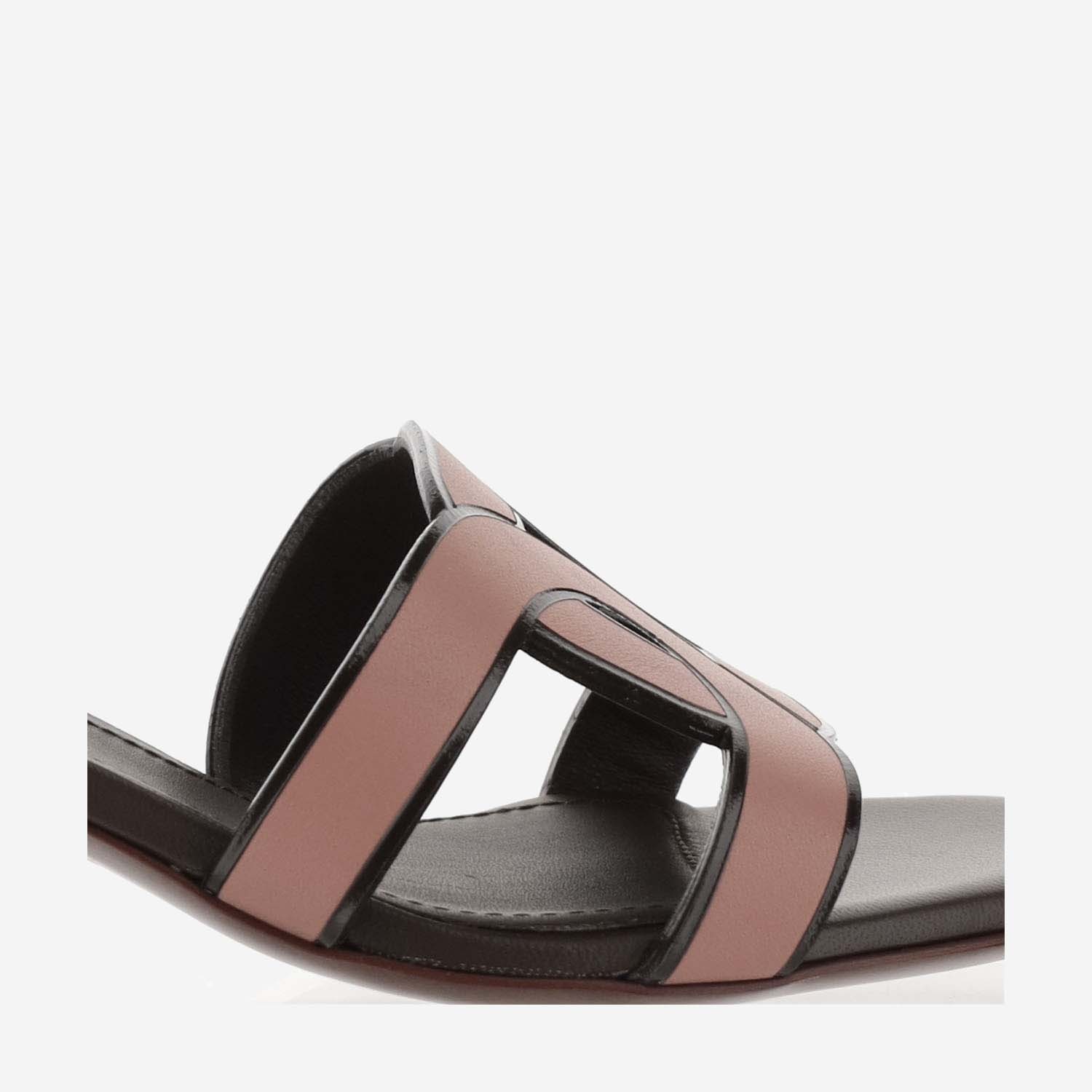 TOD'S LEATHER TWO-TONE MULES 