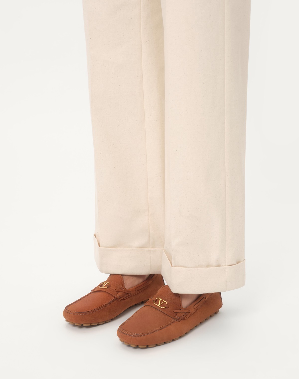 Valentino Driver Fastaway Loafer In Deerskin Suede In Brown