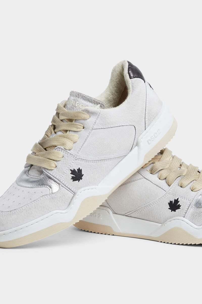 Dsquared2 Lace-up Low-cut Casual Shoes In White