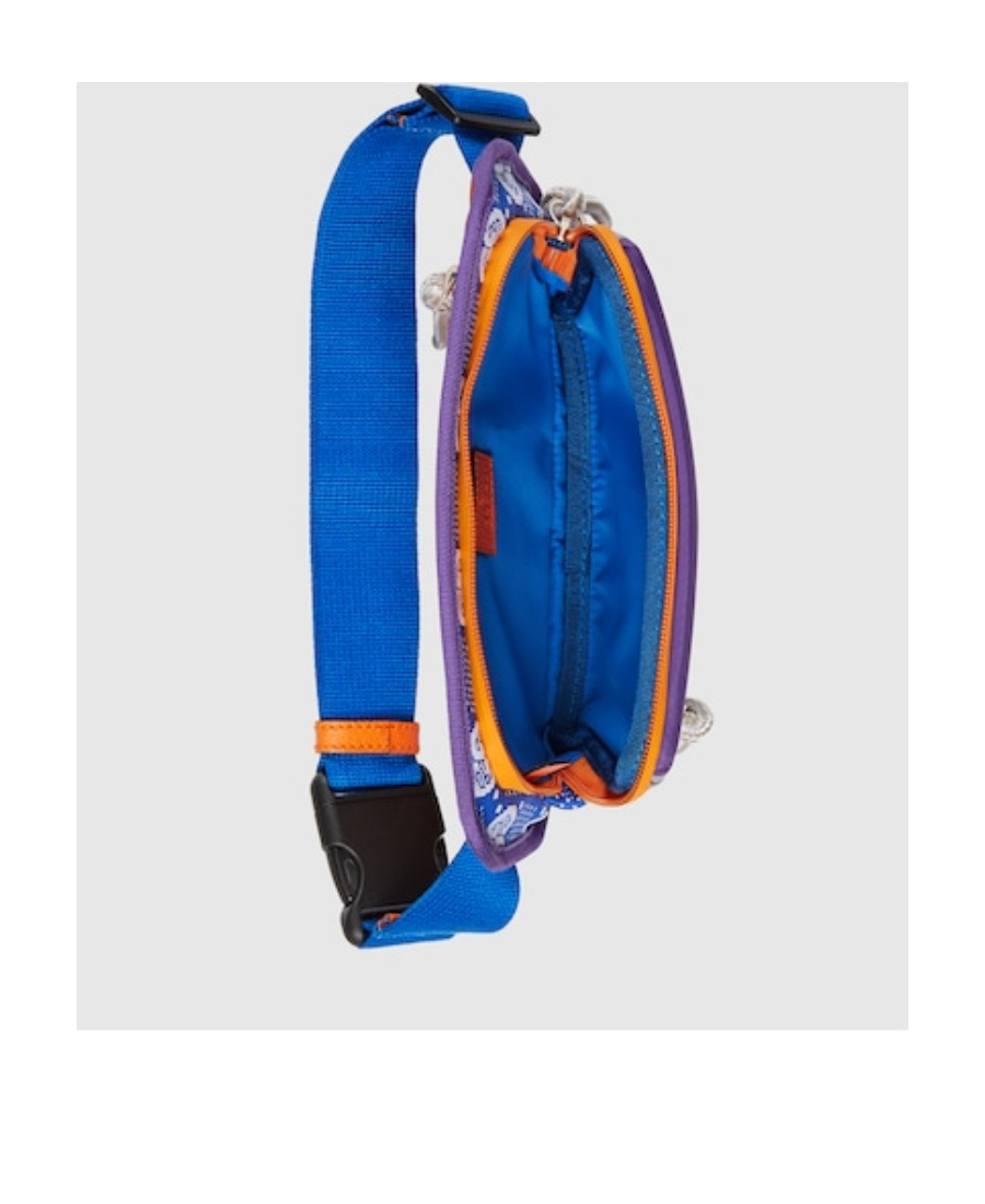 Gucci Gg-logo Print Zipped Belt Bag