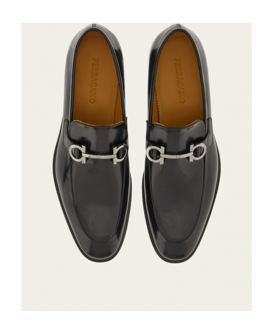 Ferragamo Men Gancini Leather Loafers In Black