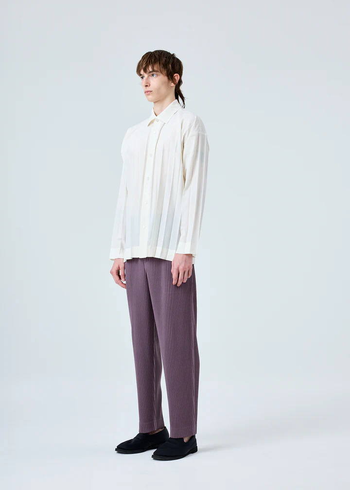 ISSEY MIYAKE PLEATED STRAIGHT-LEG TROUSERS