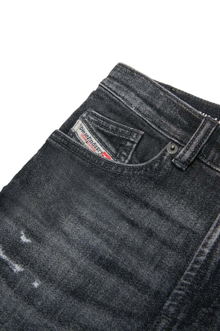 Diesel D-macs-sh-j Jjj Shorts In Black