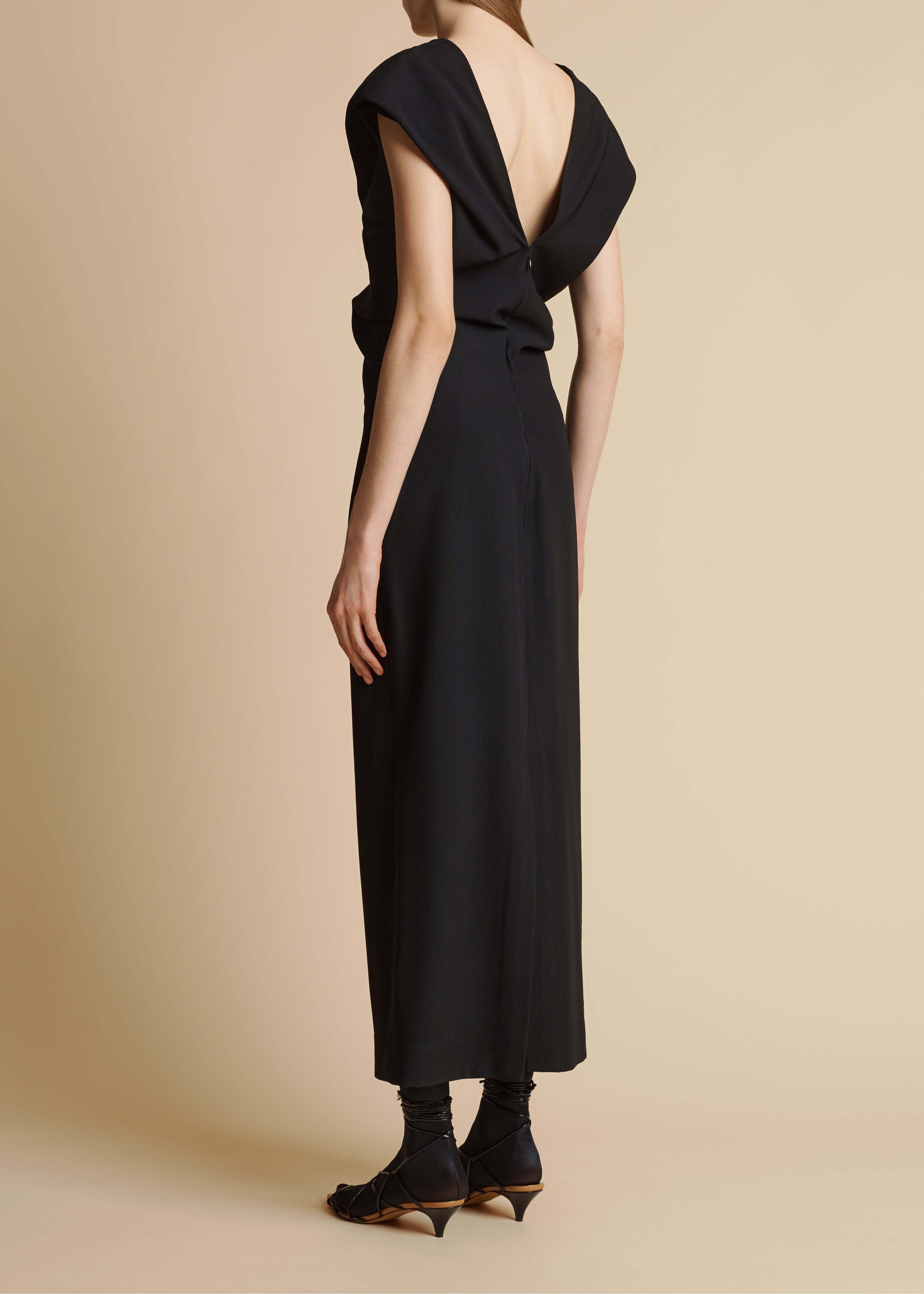 Khaite Ima Wool-blend Grain De Poudre Maxi Dress In Black