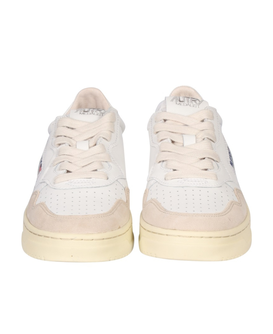 Autry Medalist Sneakers In White/powder Leather And Suede In White