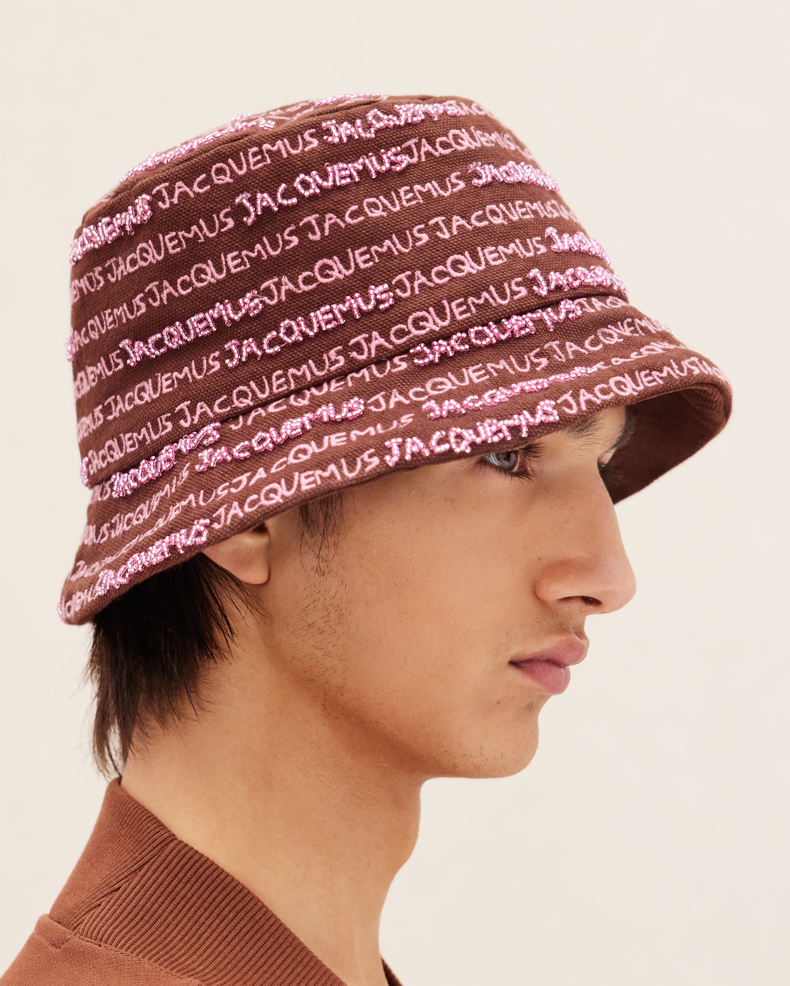 Jacquemus Logo-embroidered Bucket Hat In Brown
