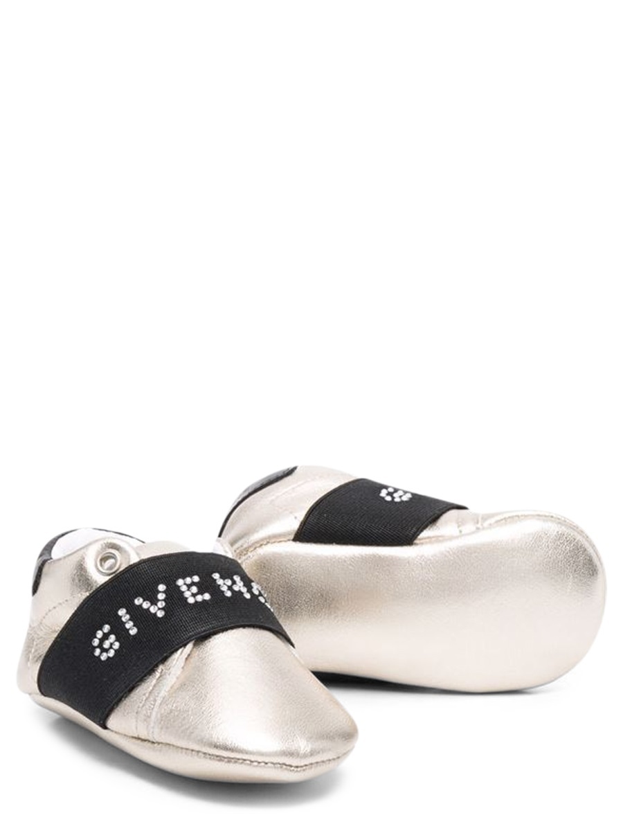 Givenchy Logo-print Slip-on Sneakers In White