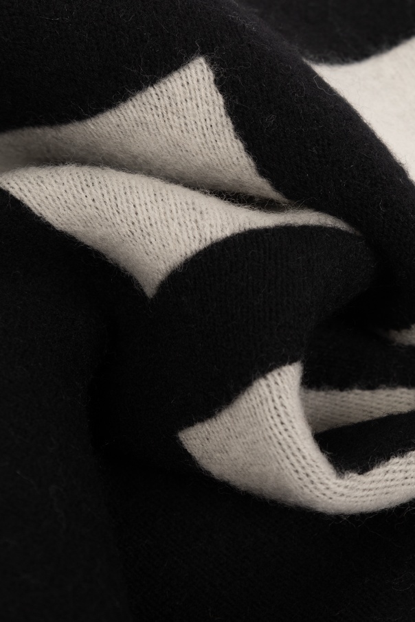 Givenchy 4g Motif Fringed Scarf In Black