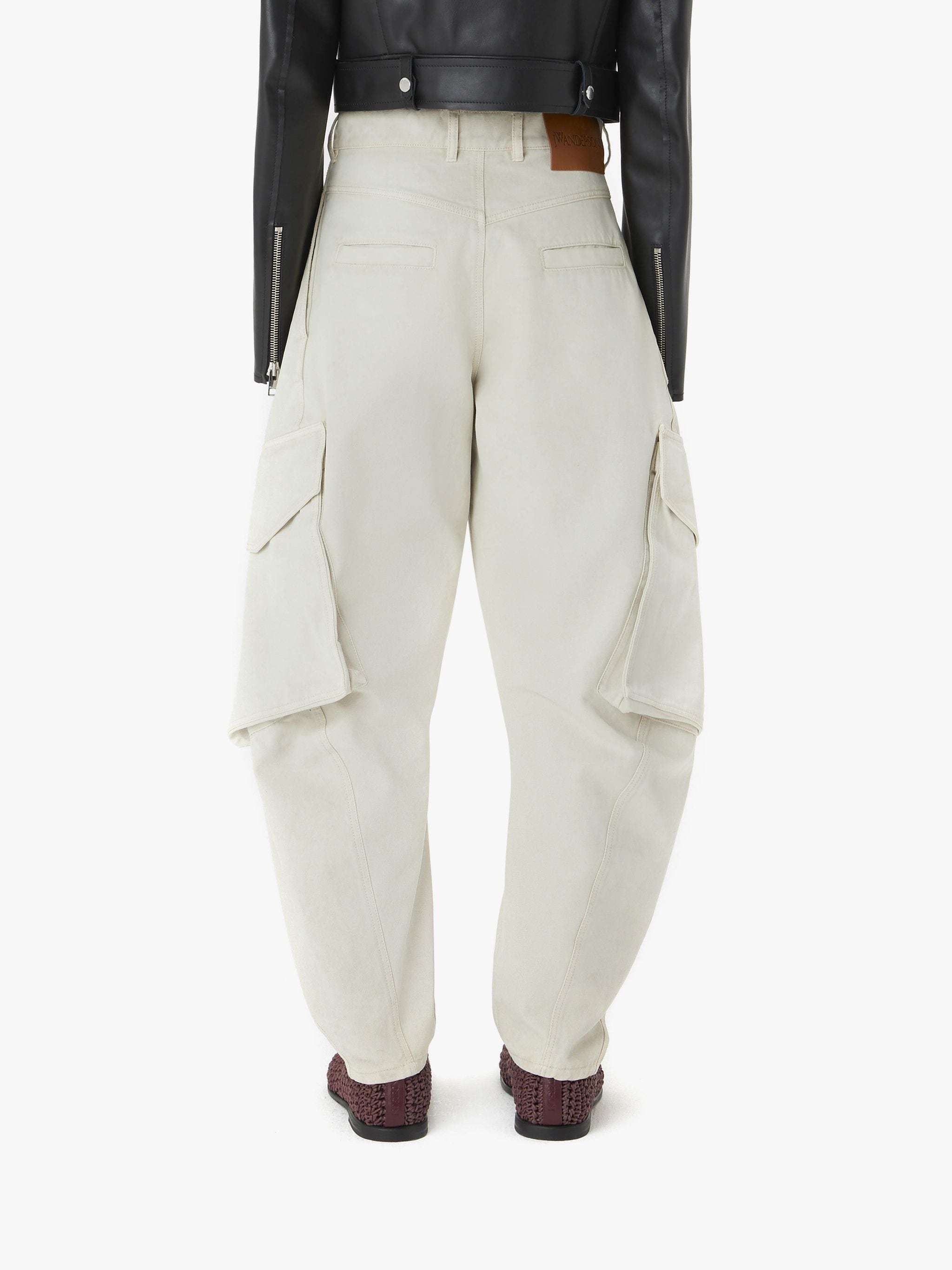 Jw Anderson Cotton Barrel-leg Cargo Pants In Beige | ModeSens