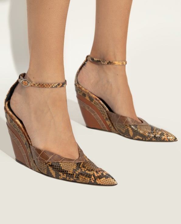 Marni Pointed Wedge High Heels In Brown