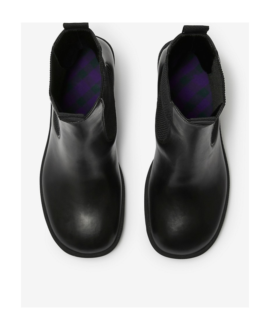 Burberry Stride 85 Leather Chelsea Heeled Boots In Black