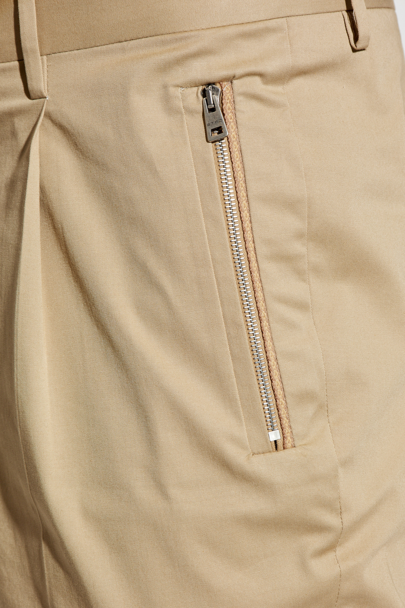 Etro Carrot Leg Trousers W Zipped Pockets In Nude