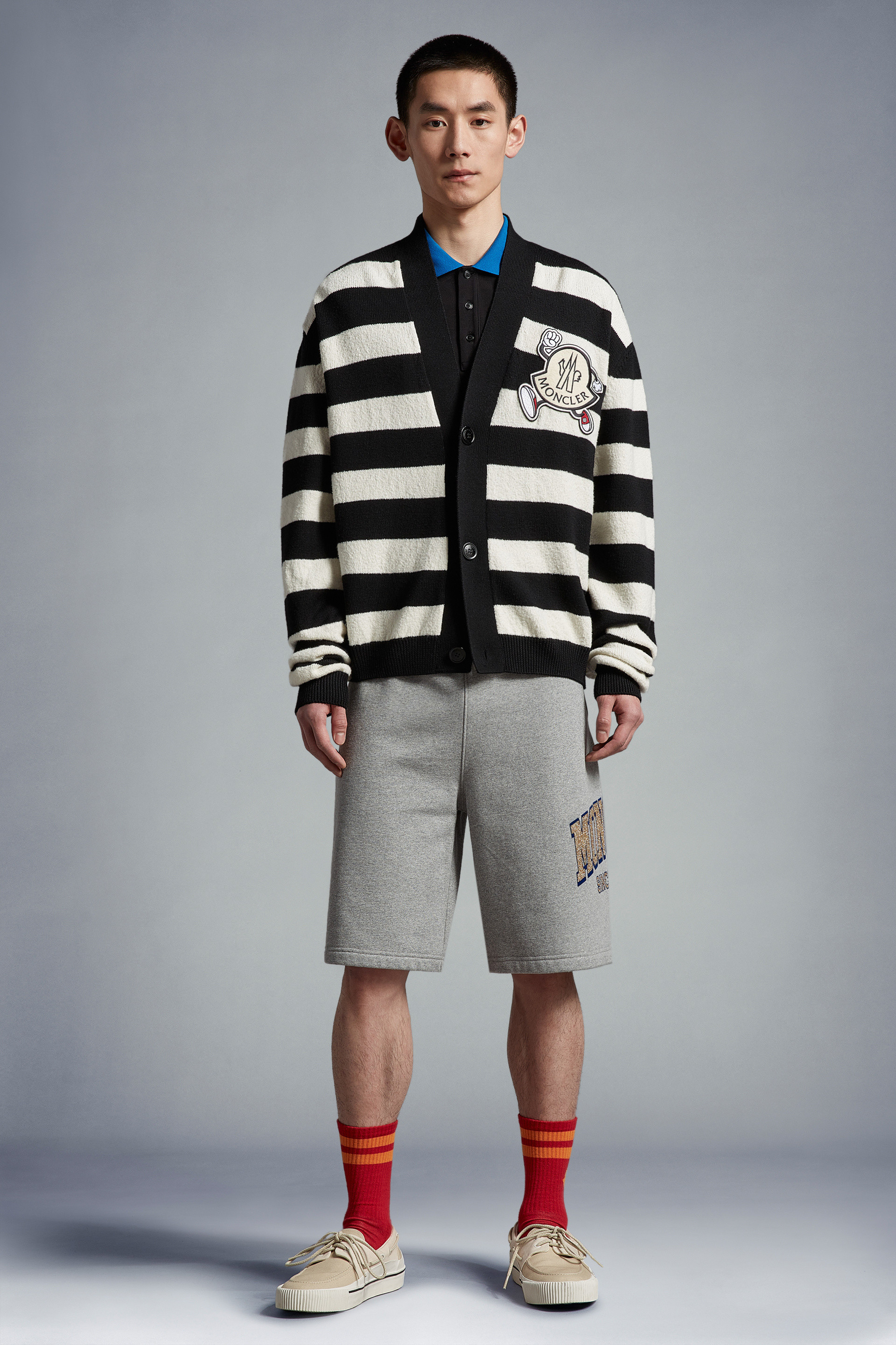 Moncler Logo-print Shorts In Gray