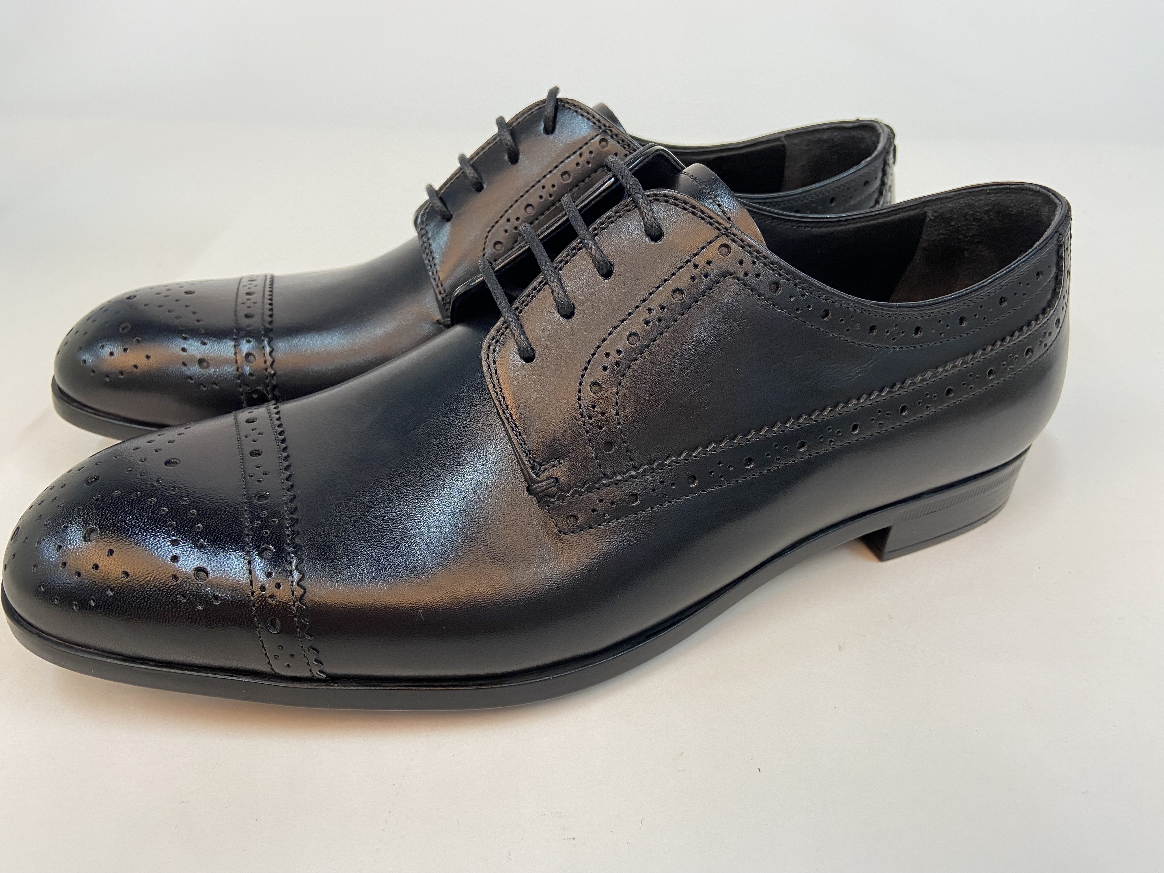 Emporio Armani Logo Business Dress Shoes In Black