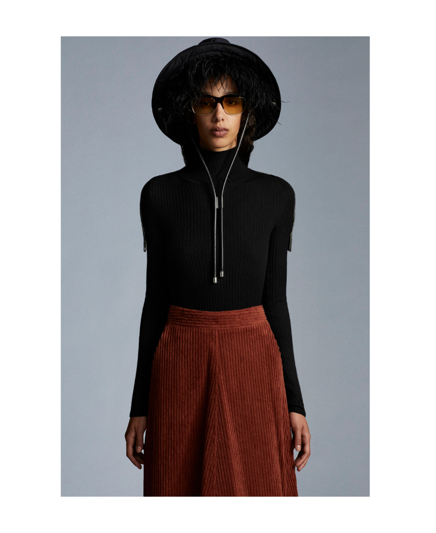 Moncler Wool And Cashmere Turtleneck Sweater In Black