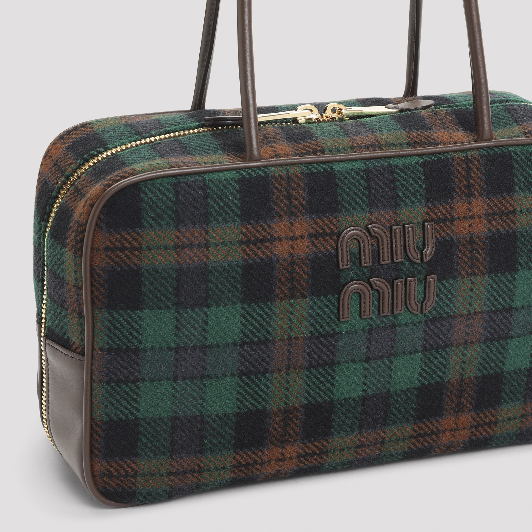 Miu Miu Beau Handbag In Black