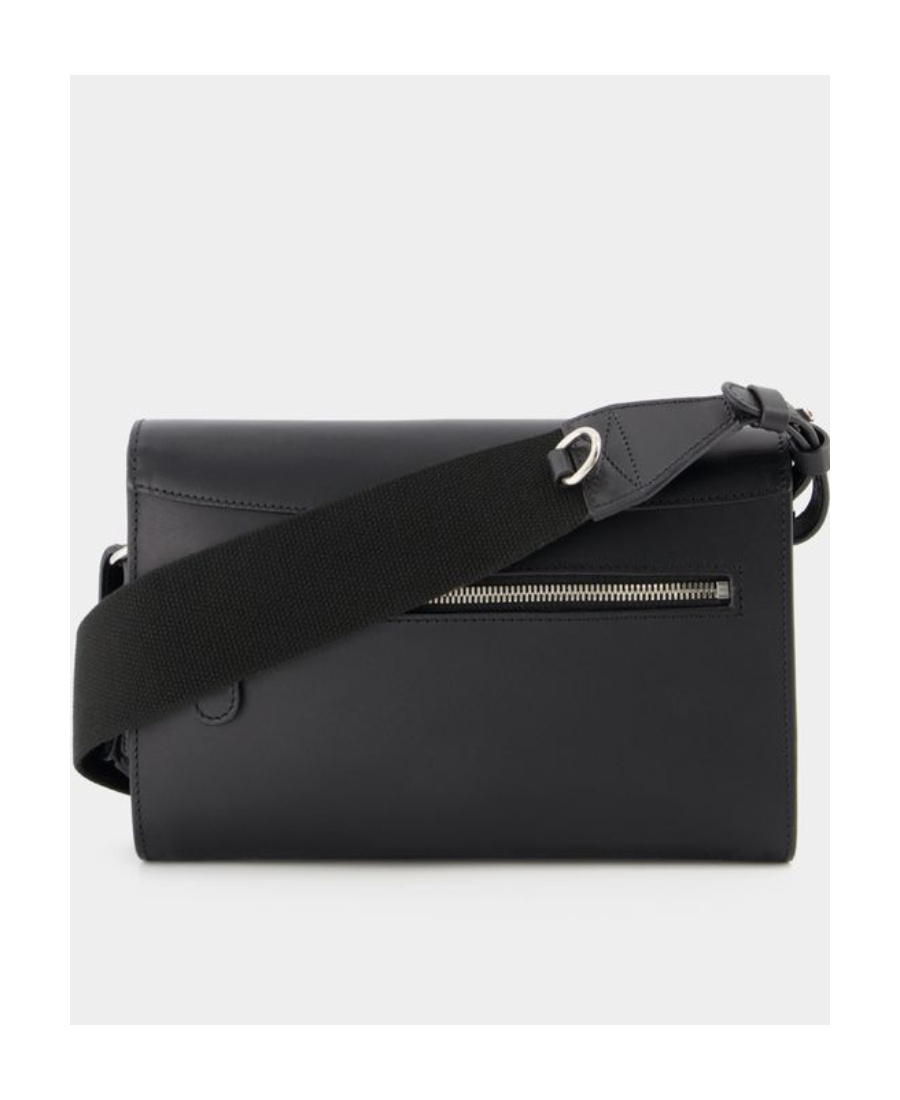 Apc James Leather Shoulder Bag In Black