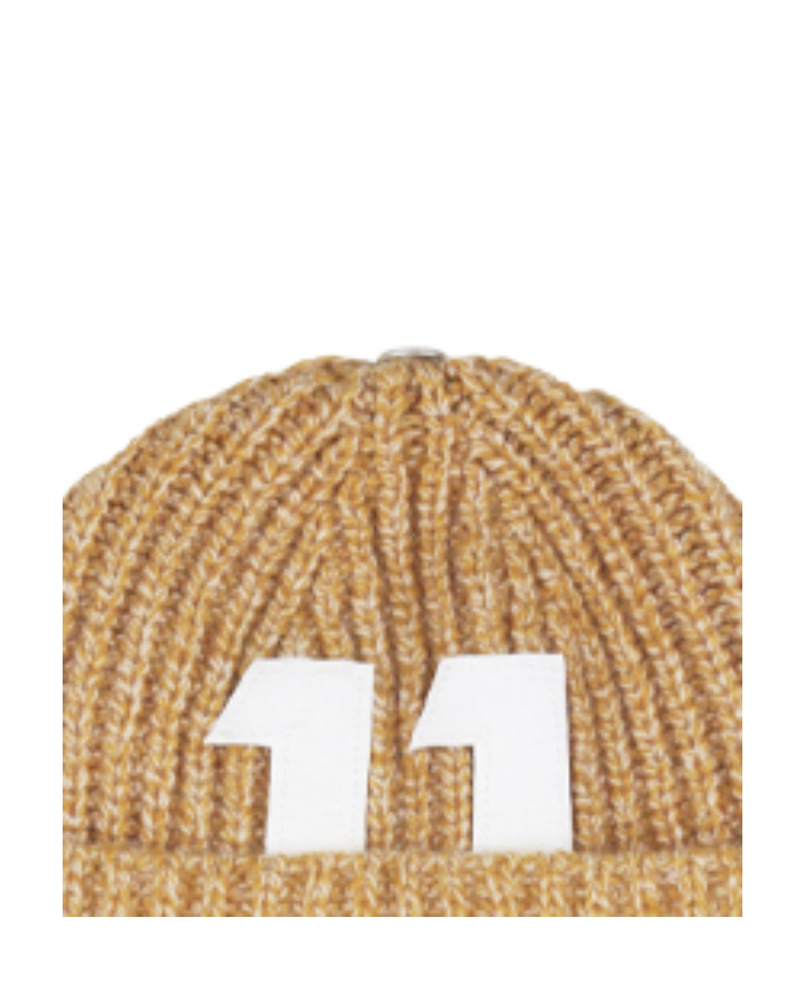 We11 Done Round Knitted Hat In Nude