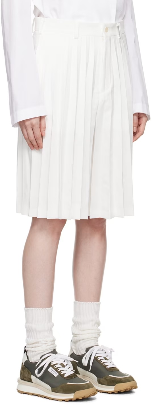 COMME DES GARÇONS PLEATED SHORTS