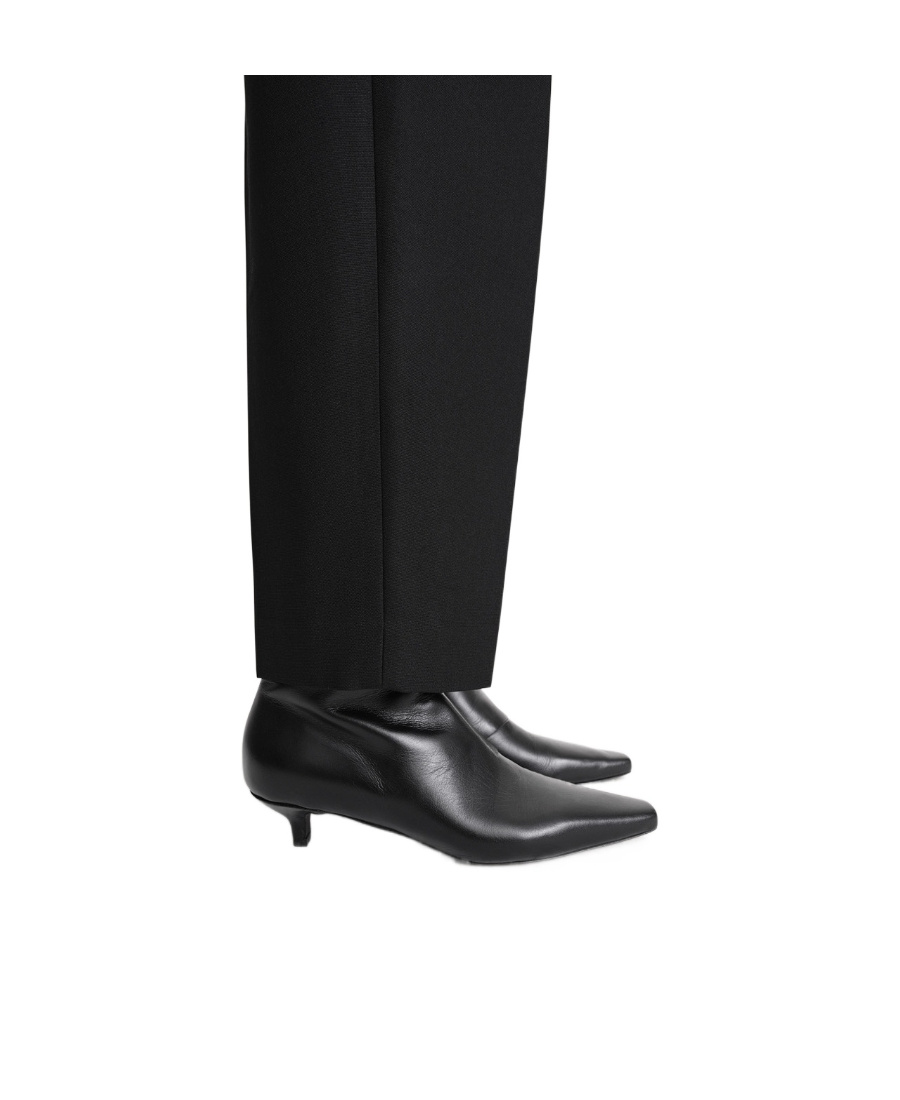 Totême The Slim 35mm Ankle Boots In Black