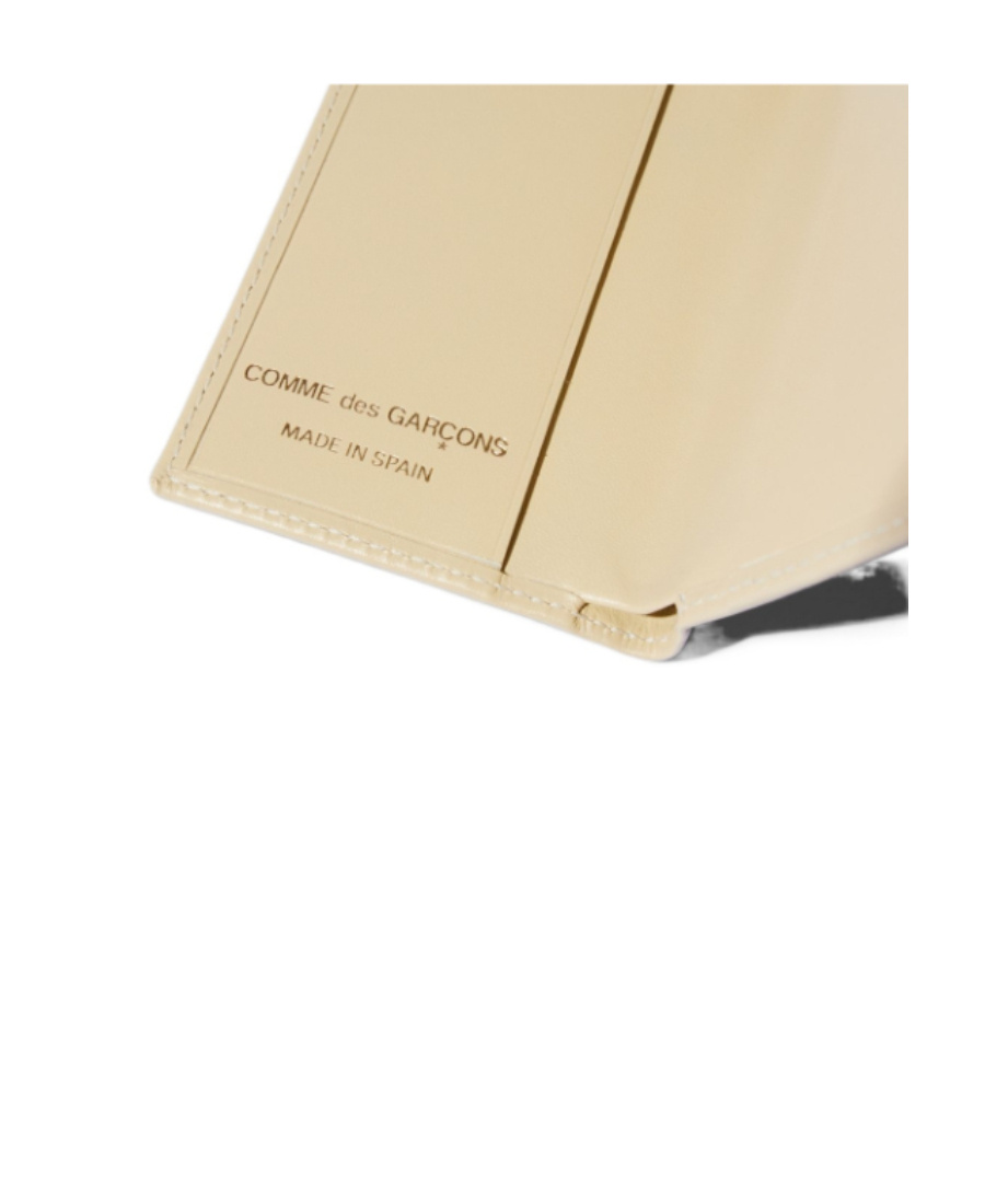 Comme Des Garçons Logo Wallet In White