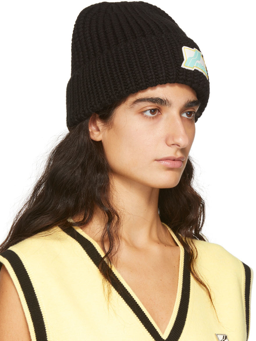 We11 Done Black Logo Rib Knitted Hat In Black