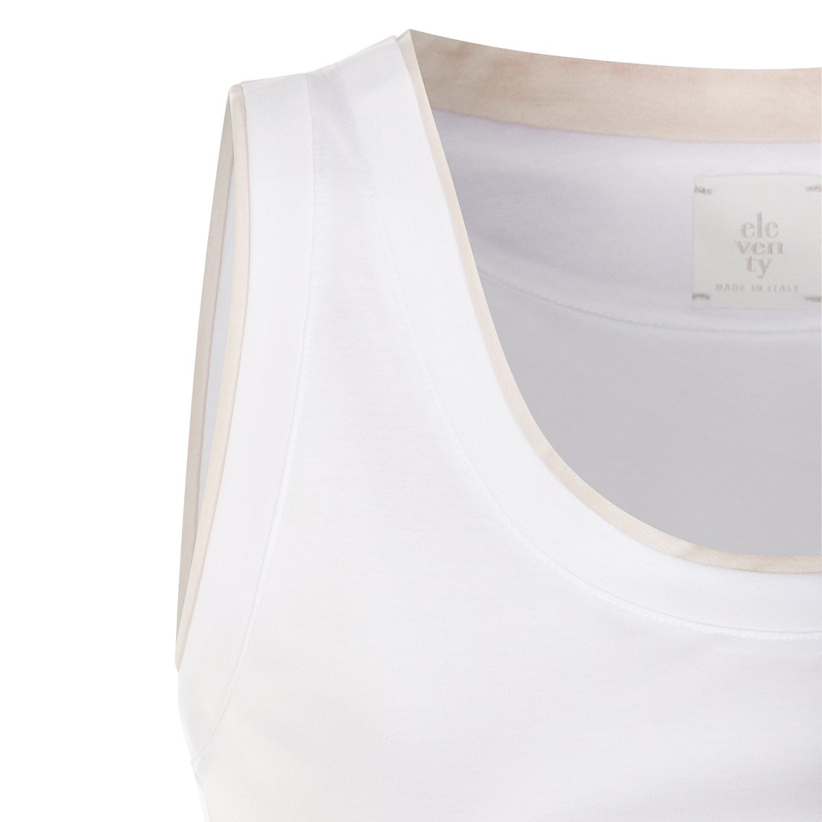 Eleventy Sleeveless Vest In White