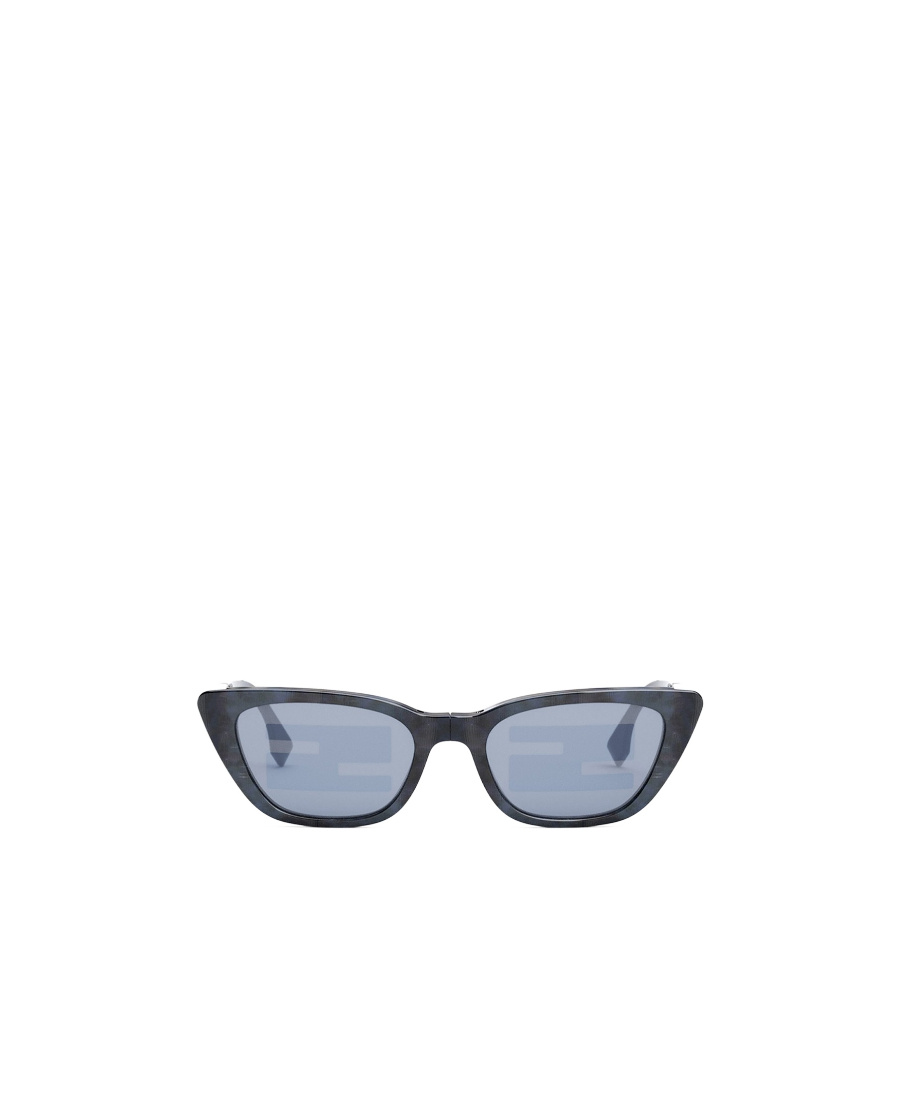 FENDI FENDI EYEWEAR CAT-EYE FRAME SUNGLASSES
