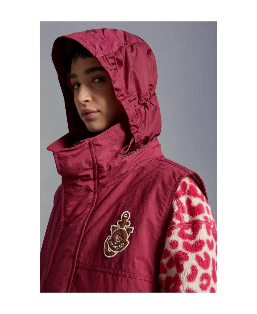 Moncler X Jw Anderson Tryfan Vest In Red