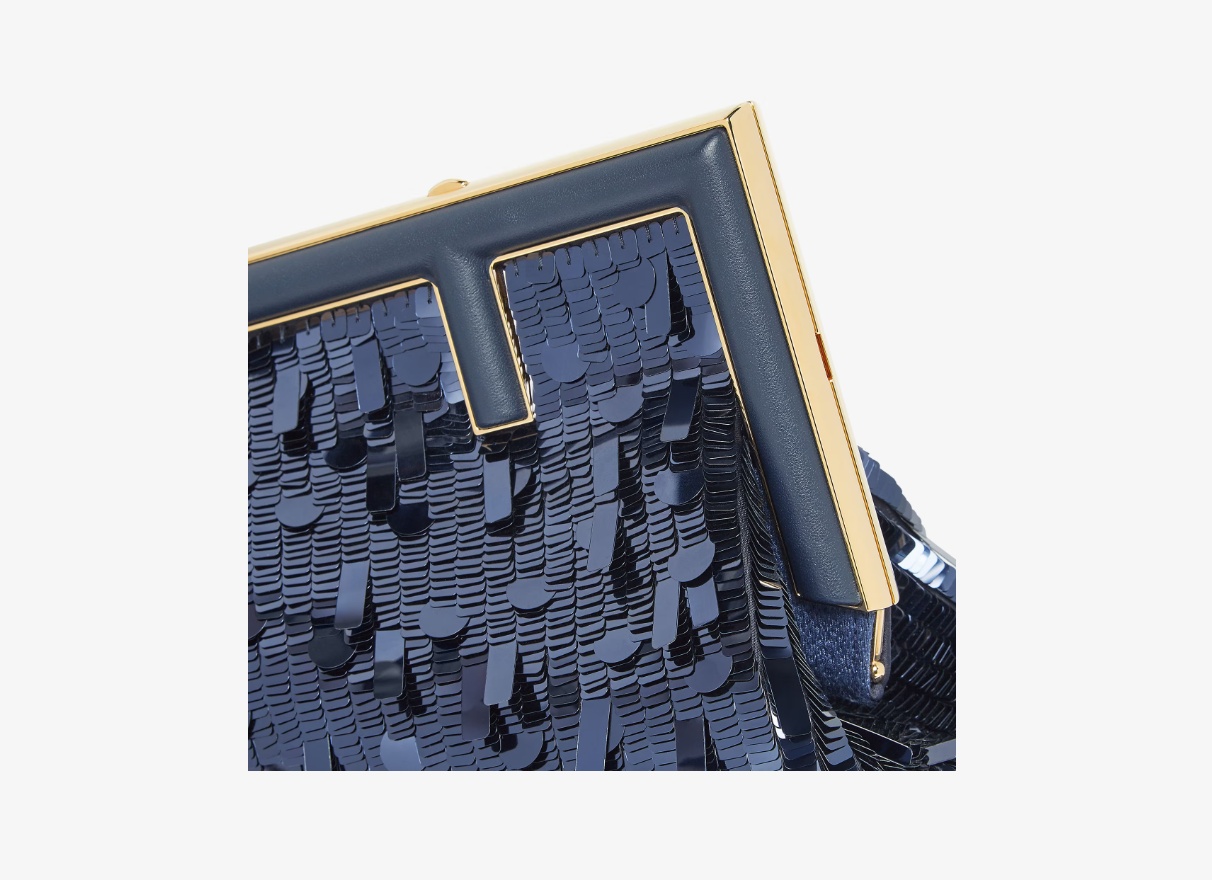 Fendi Small Buckle Shoulder Bag In Black