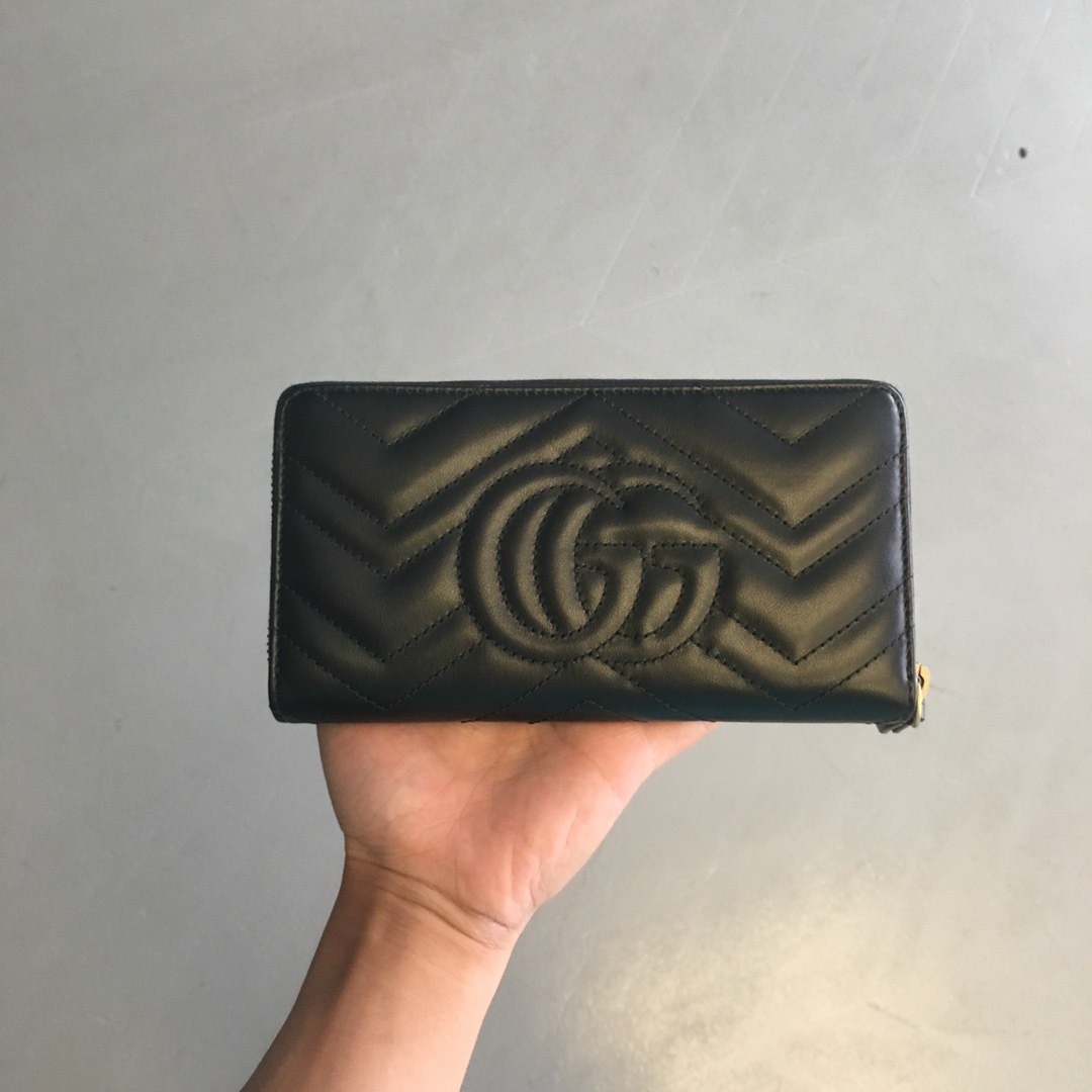 Gucci Black Leather Marmont Gg Wallet In Black