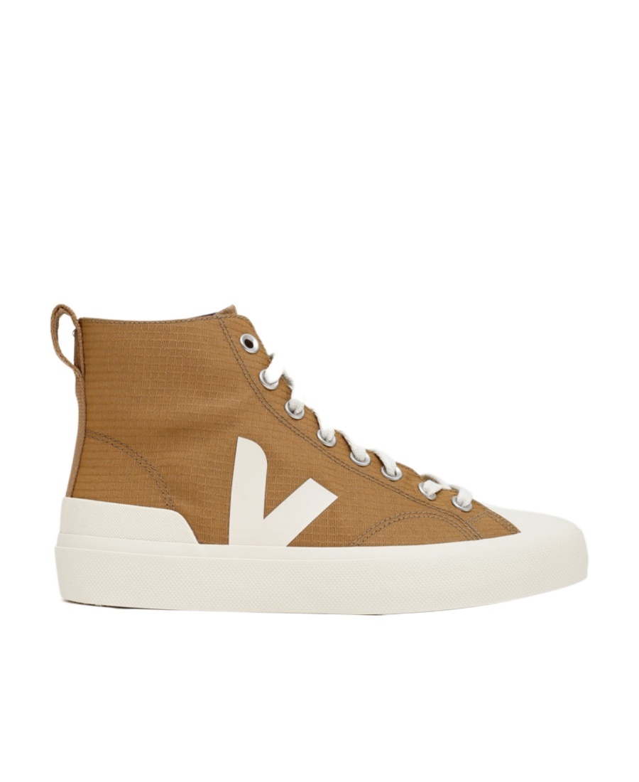 Veja Round Head High Upper Board Shoes In Brown