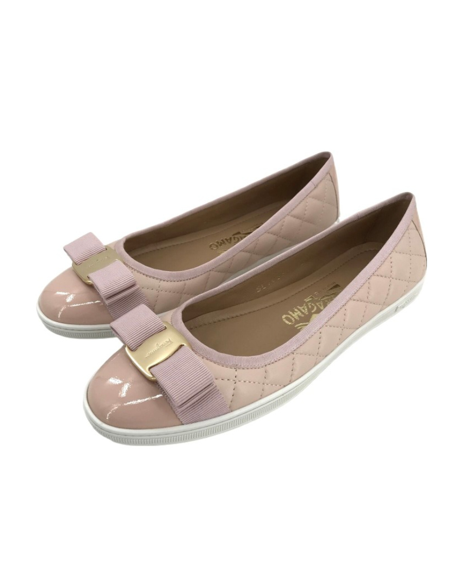 Ferragamo Logo Flat Shoes In Brown
