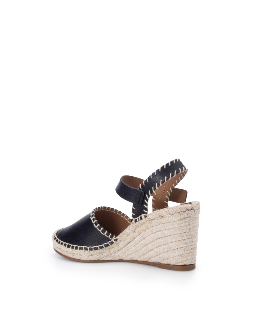 Chloé Whipstitch-trim Detail Espadrilles In Nude